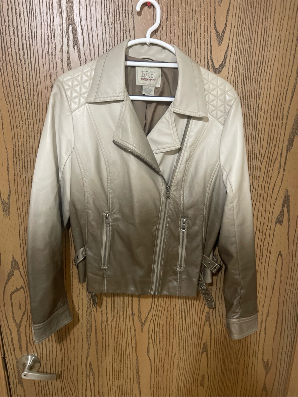 BKE Women's Cream Quilted Faux Leather Moto Jacket